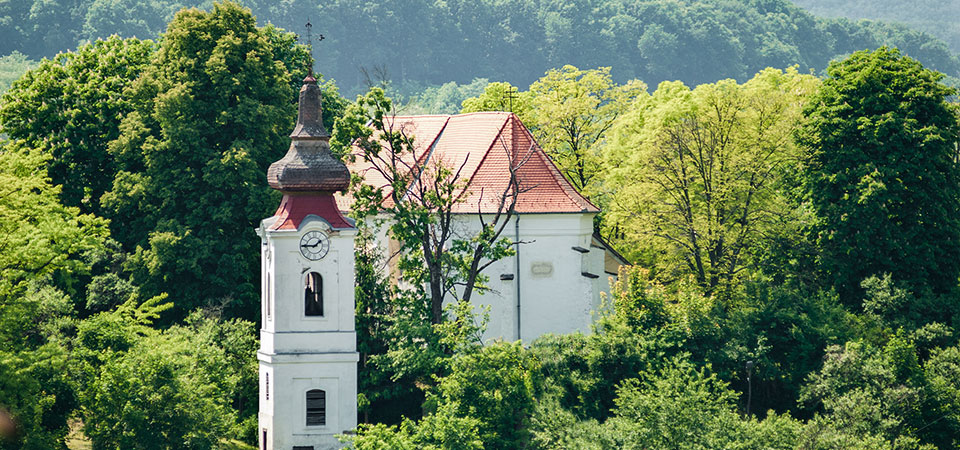 Discover the stunning landscapes of Alsópetény!